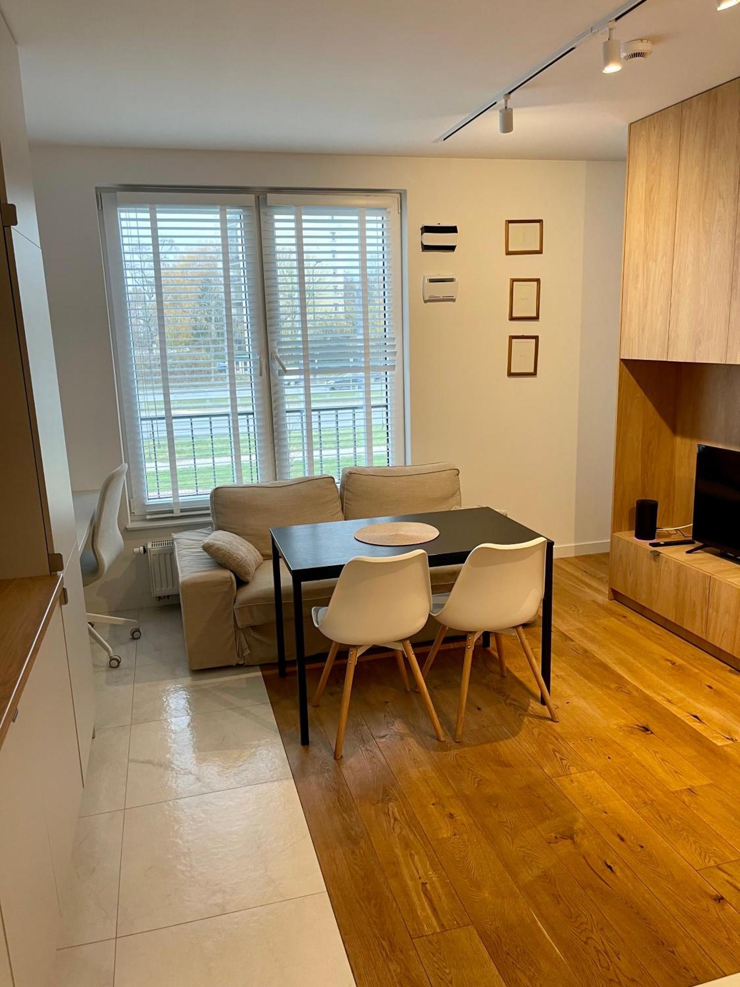 Lägenhet Time&house Pileckiego Przy Centrum Onkologi I Klinice Novum Apartament Na Wylacznosc Pokoj,sypialnia,lozko, Lazienka,kuchnia *