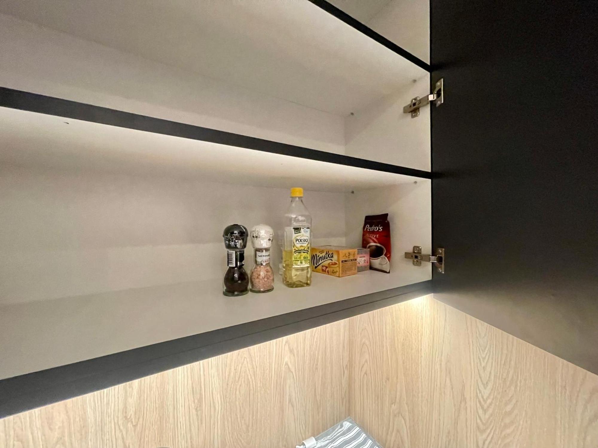 Lägenhet Time&house Pileckiego Przy Centrum Onkologi I Klinice Novum Apartament Na Wylacznosc Pokoj,sypialnia,lozko, Lazienka,kuchnia