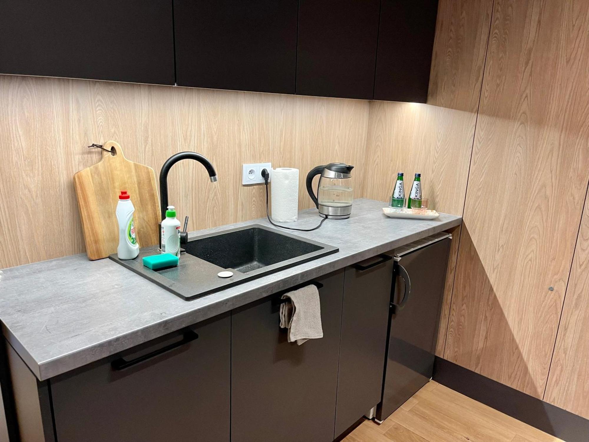 Time&house Pileckiego Przy Centrum Onkologi I Klinice Novum Apartament Na Wylacznosc Pokoj,sypialnia,lozko, Lazienka,kuchnia Lägenhet *