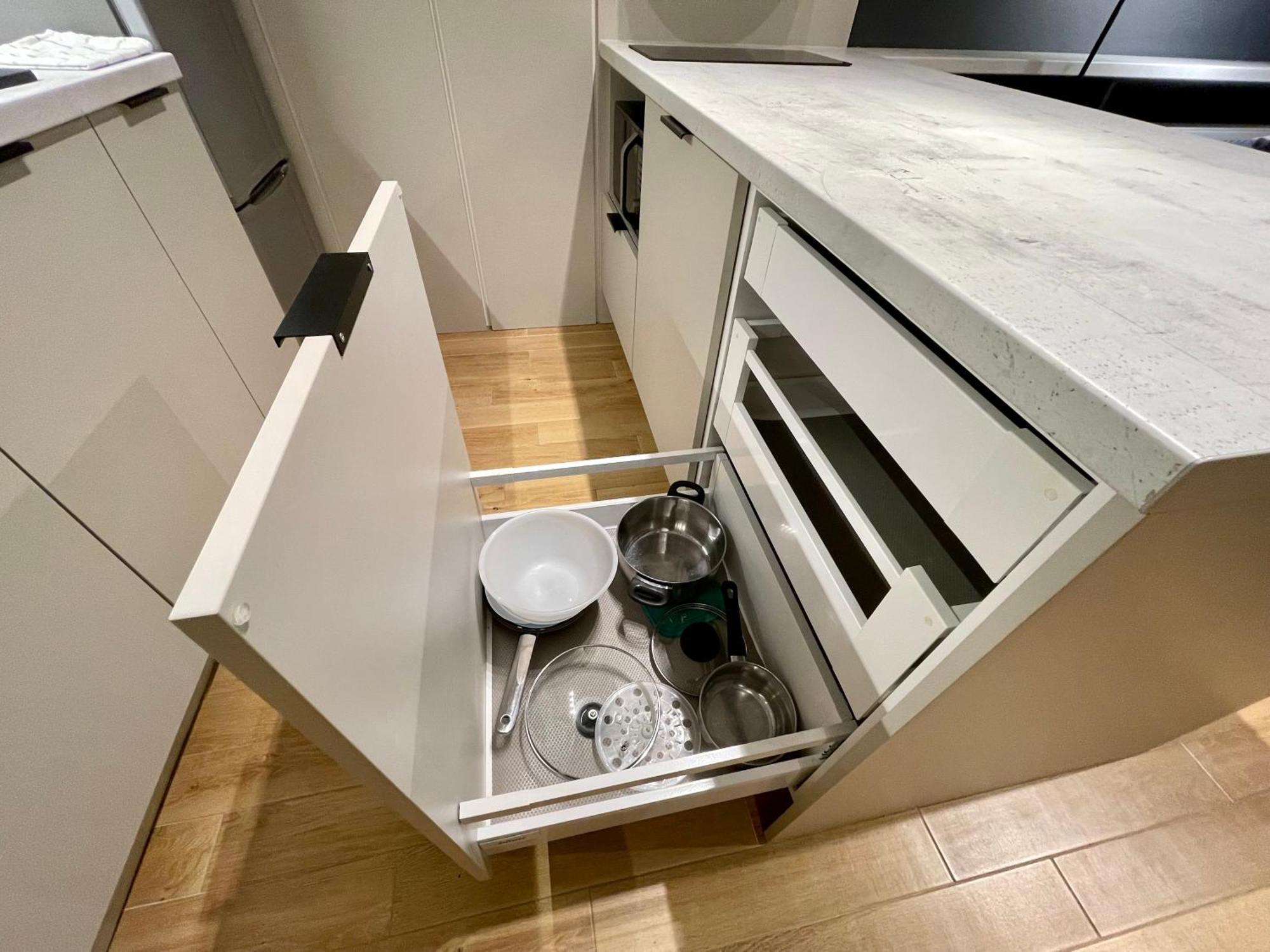 Lägenhet Time&house Pileckiego Przy Centrum Onkologi I Klinice Novum Apartament Na Wylacznosc Pokoj,sypialnia,lozko, Lazienka,kuchnia *