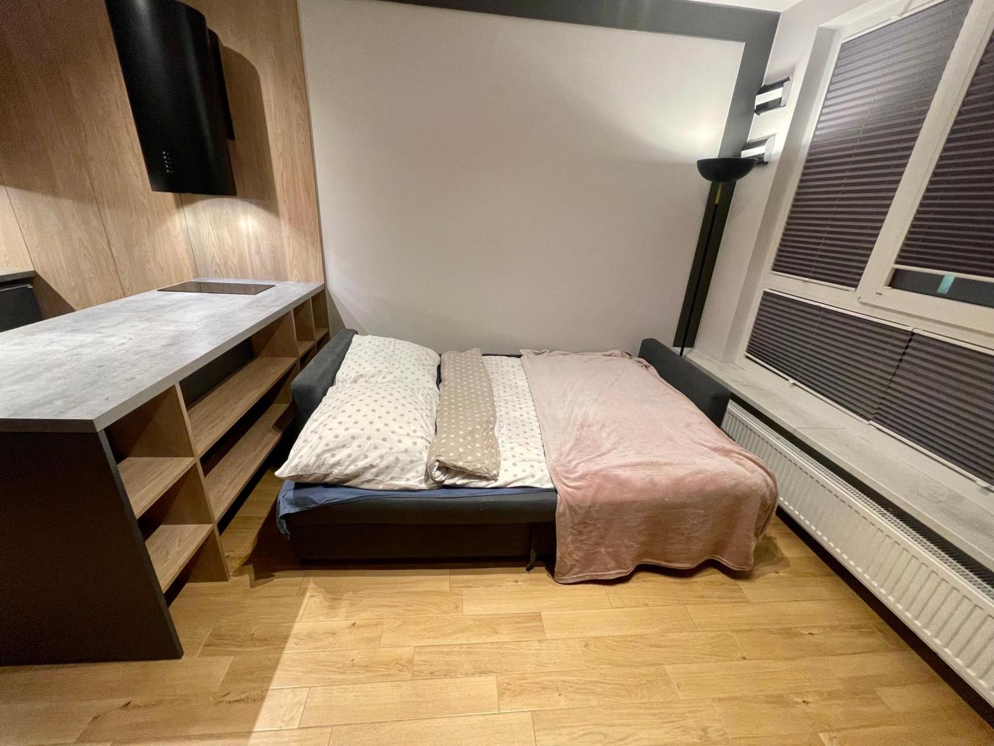 Lägenhet Time&house Pileckiego Przy Centrum Onkologi I Klinice Novum Apartament Na Wylacznosc Pokoj,sypialnia,lozko, Lazienka,kuchnia *